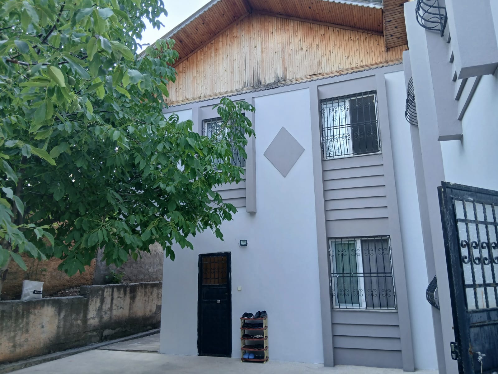 ESENTEPE CAMİİ ARKASI, 3 KATLI, 330M. ARSALI