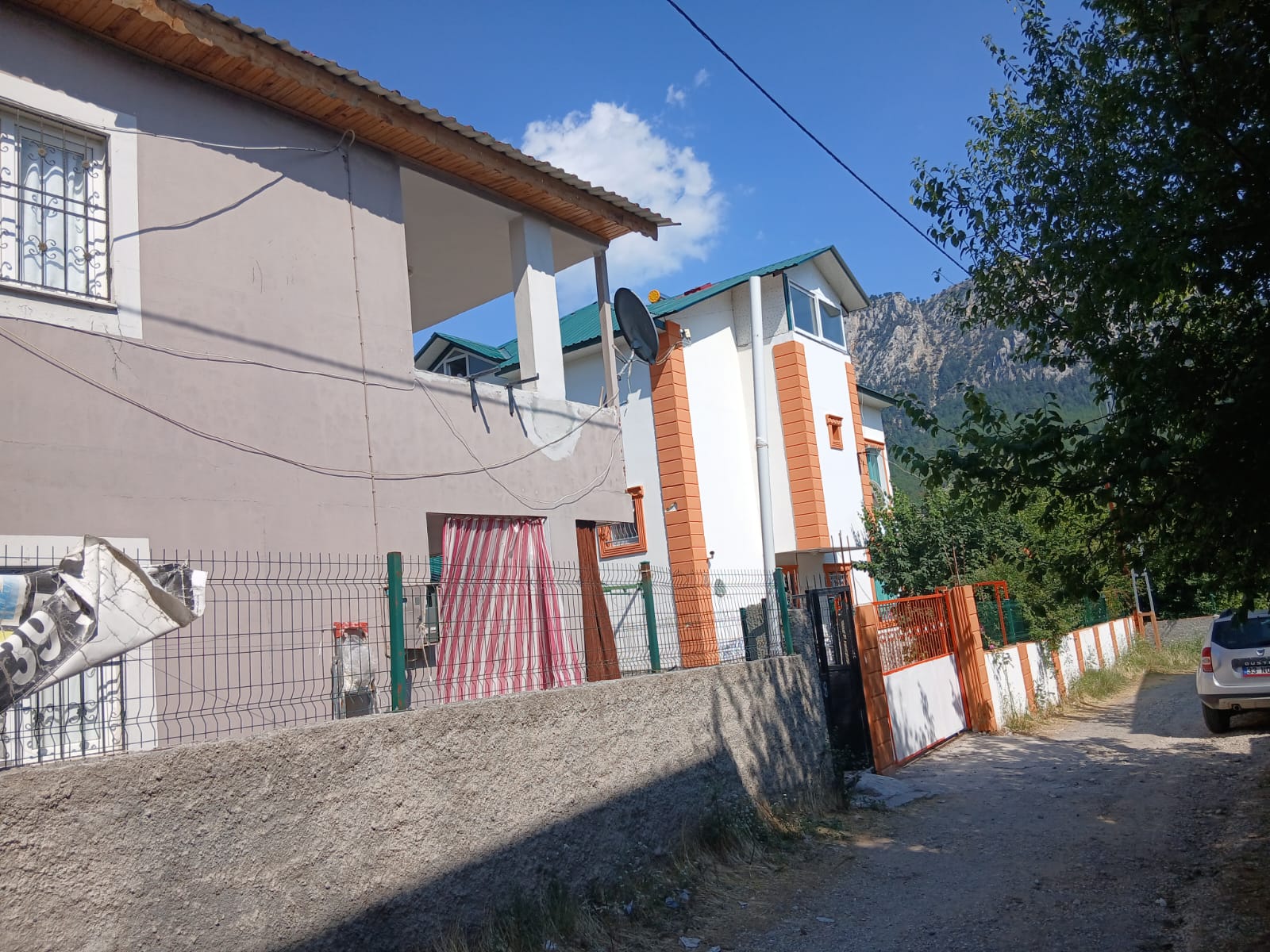 ÇARŞI YAKINI, 2 KATLI AYRI AYRI, 3 YILLIK.